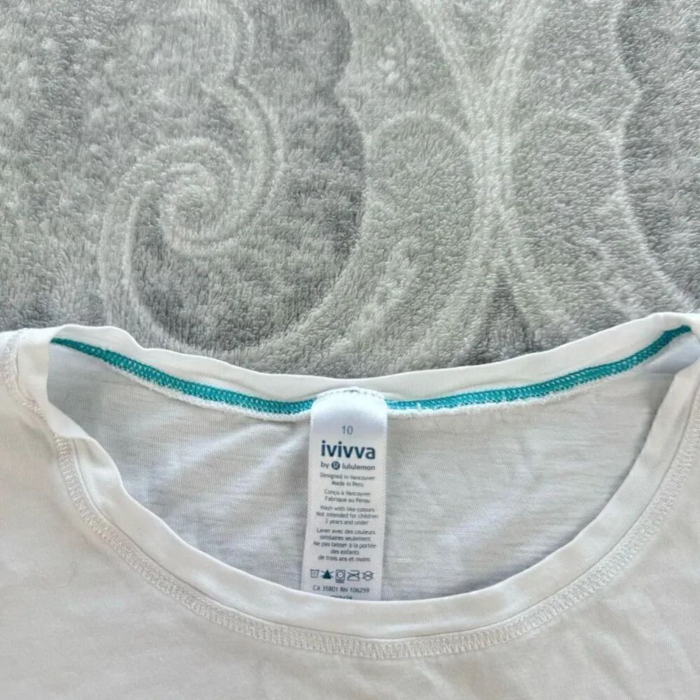 Girls Ivivva Short Sleeve - Picture 3 of 3